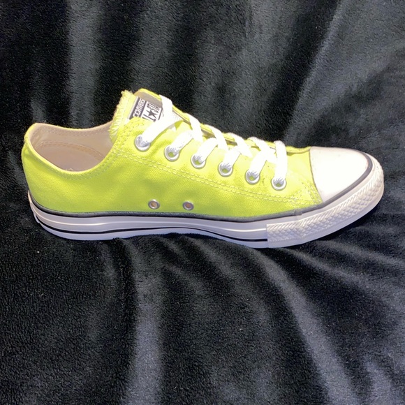 💖✨HP✨💖 Converse unisex, his or hers - Picture 4 of 8